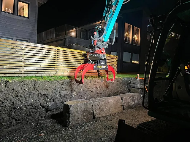 Opparbeidelse av natursteinsmur